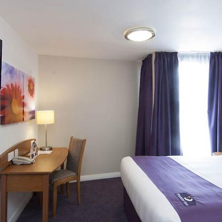 Premier Inn Ashford Central Ngoại thất bức ảnh